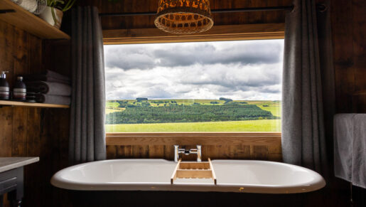 Wild Wellnes Hadrian's Wall A vintage bath tub with a panoramic view over unspoilt countryside